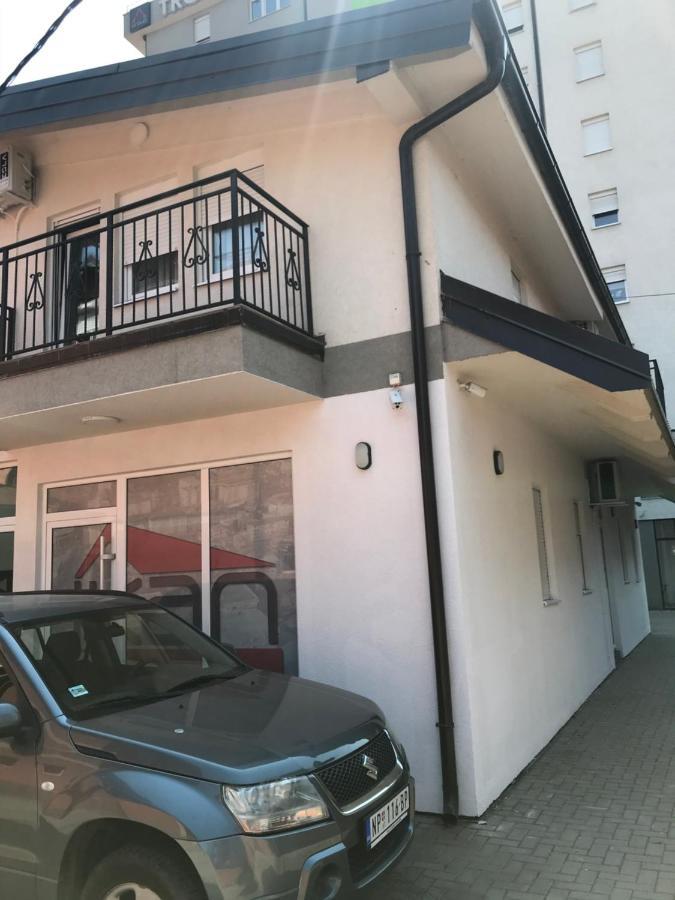 新帕扎尔Centar Bruno公寓 外观 照片